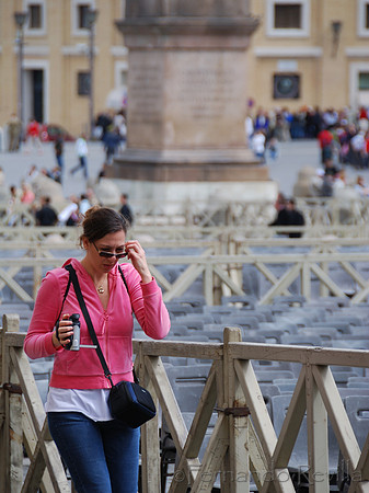 Piazza San Pietro, Vaticani